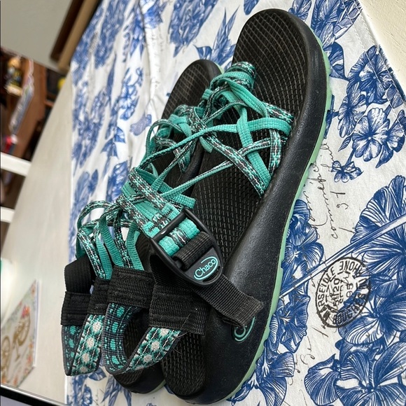 Chacos Strappy Teal and Black Women's Sandals Size 7 - Picture 6 of 8
